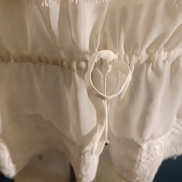 WHITE HOUSE BLACK MARKET BLOUSE - Picture 5 of 8